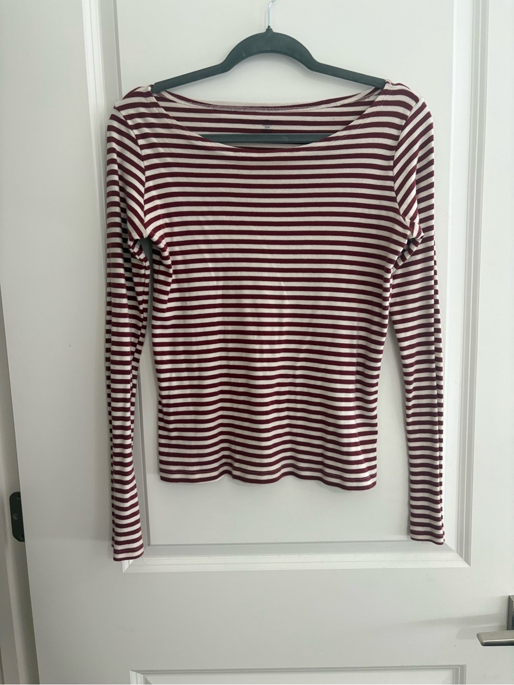 BRANDY MELVILLE red and white striped long sleeve great staple!!